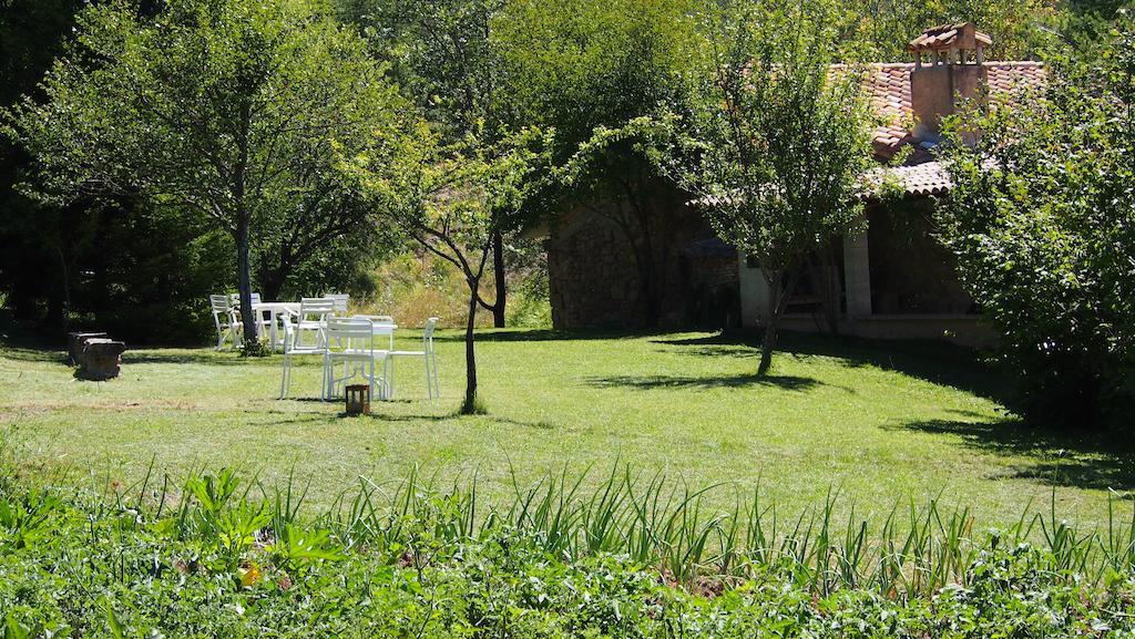 Mas Pinoses Guest House Les Llosses Bagian luar foto